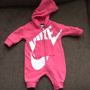 Nike baby body suite